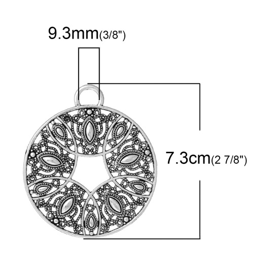 Bild von Zinklegierung Charm Anhänger Rund Antiksilber Muster Filigran 73mm x 64mm, 3 Stücke