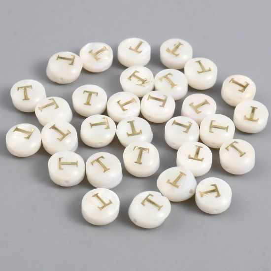 Image de Perles en Coquille Naturelle Plat-Rond Crème Alphabet Initial/ Lettre Majuscule Mots" T " 8mm Dia, Taille de Trou: 1.1mm, 10 Pcs