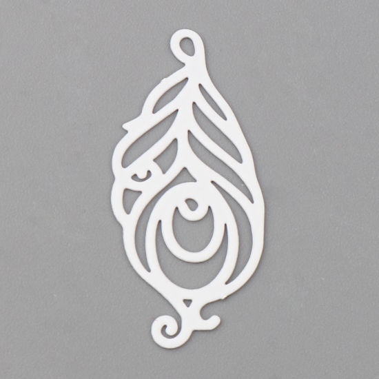 Immagine di Ottone Filigree Stamping Ciondoli Bianco Piuma Filigrana Pittura 30mm x 14mm, 20 Pz