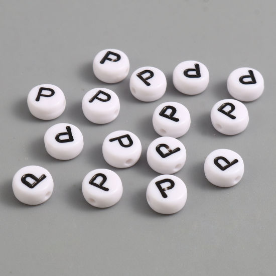 Изображение Acrylic Beads Flat Round Black & White Initial Alphabet/ Capital Letter Pattern Message " P " About 7mm Dia., Hole: Approx 1.4mm, 500 PCs