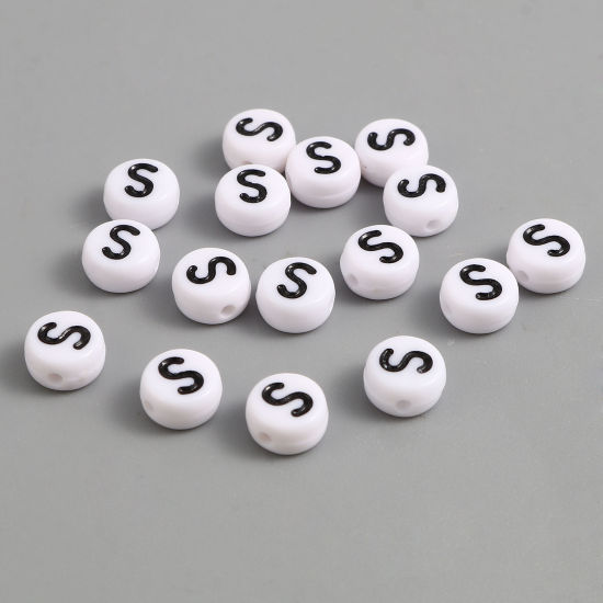 Picture of Acrylic Beads Flat Round Black & White Initial Alphabet/ Capital Letter Pattern Message " S " About 7mm Dia., Hole: Approx 1.4mm, 500 PCs