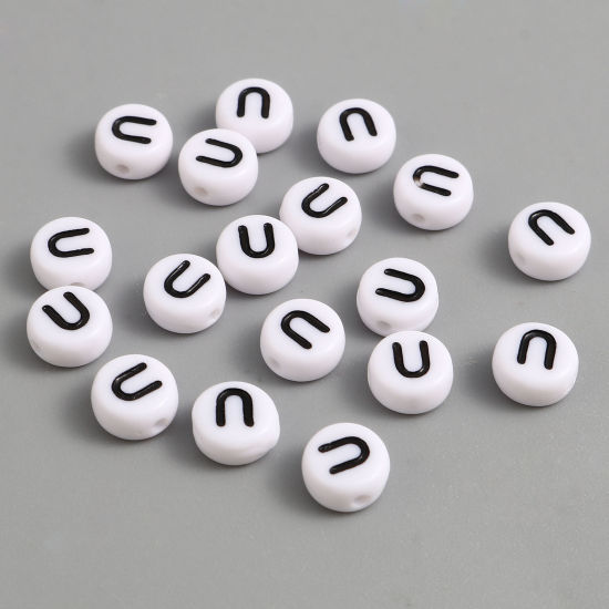 Изображение Acrylic Beads Flat Round Black & White Initial Alphabet/ Capital Letter Pattern Message " U " About 7mm Dia., Hole: Approx 1.4mm, 500 PCs