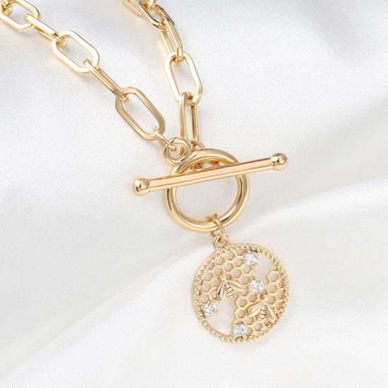 Imagen de 1 Unidad Enchapado al Vacío Ecológico Elegante Insecto 18K Oro Real Chapado Latón & Brillantito Catena di Fermagli Dainty Colmena Ronda Collar con Colgante Para Mujeres Fiesta 51cm longitud