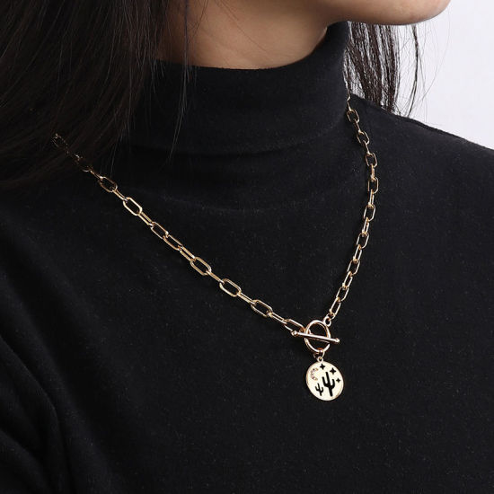 Imagen de 1 Unidad Enchapado al Vacío Ecológico Elegante Sencillo 18K Oro Real Chapado Latón & Brillantito Catena di Fermagli Ronda Cactus Hueco Collar con Colgante Para Mujeres Fiesta 51cm longitud