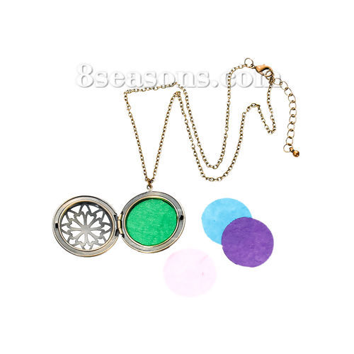 Picture of New Fashion Nonwovens Aromatherapy Essential Oil Diffuser Locket Necklace Round Link Cable Chain Antique Bronze At Random Refill Pad Without Essential Oil 42cm(16 4/8") - 35cm(13 6/8") long, 1 Piece