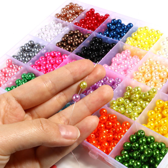 Bild von Acryl Perlen Rund Mix Farben Transparent ca. 6mm D., Loch:ca. 1.9mm, 1 Box (1600 Stück/Box)