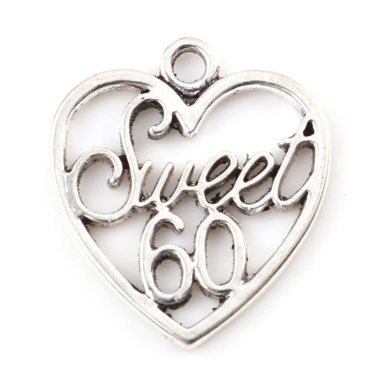 Immagine di Lega di Zinco Charms Cuore Argento Antico Lettere " sweet 60 " Filigrana 21mm x 19mm , 20 Pz