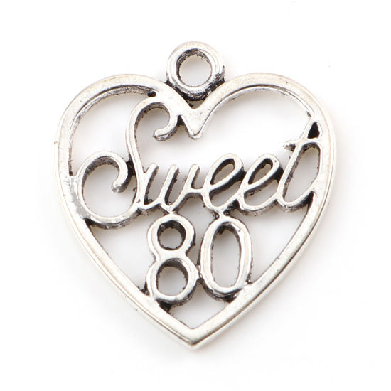 Immagine di Lega di Zinco Charms Cuore Argento Antico Lettere " sweet 80 " Filigrana 21mm x 19mm , 20 Pz