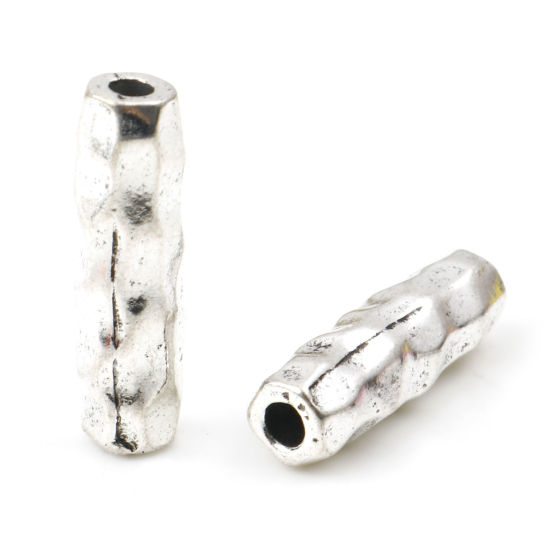 Immagine di Lega di Zinco Martellato Perline Cilindrico Argento Antico Circa 21mm x 7mm, Foro:Circa 2.2mm, 10 Pz