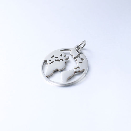 Picture of 304 Stainless Steel Silhouette Map Charms Silver Tone Round 23.5mm x 18mm, 1 Piece