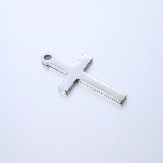 Imagen de 304 Acero Inoxidable Religión Colgantes Charms Cruz Tono de Plata Pulido 26mm x 13mm, 5 Unidades