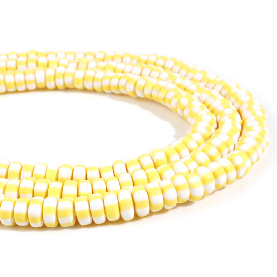 Bild von Polymer Ton Perlen Flachrund Gelb, mit Streifen Muster, 7mm-8mm D., Loch: 1.5mm, 39.5cm lang/Strang, 110 Stk./Strang, 2 Stränge