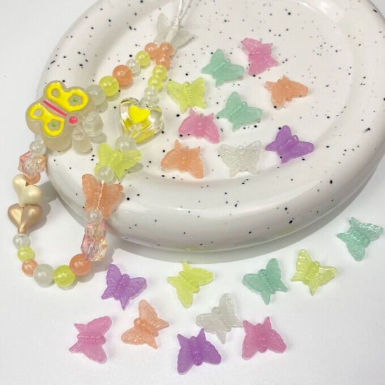 Image de Perles en Acrylique Papillon Couleur au Hasard Brille dans le Noir Lumineux 16mm x 13mm, Trou: env. 1.5mm, 200 Pcs
