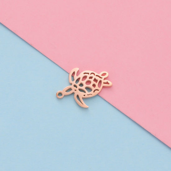 ステンレス鋼 海ジュエリー チャーム 海亀 ローズゴールド 透かし 22.4mm x 16.7mm、 5 個 の画像