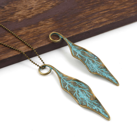 Imagen de Zamak Patina Colgantes Hoja Tono Bronce 7.5cm x 1.7cm, 5 Unidades
