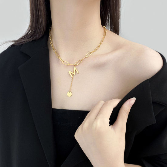 Immagine di Acciaio al titanio Stile Ins Cavo Catena Collana Oro Placcato Farfalla Lettera Maiuscola Messaggio " M " 45cm Lunghezza, 1 Pz