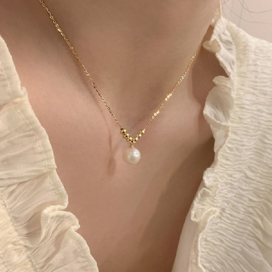 Picture of Brass Ins Style Pendant Necklace Round Gold Plated Imitation Pearl 39cm(15 3/8") long, 1 Piece                                                                                                                                                                