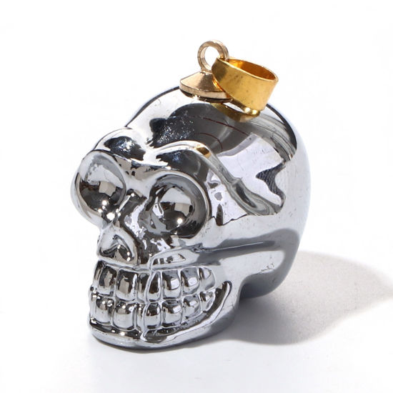 Bild von Muranoglas Halloween Anhänger Schädel Silbrig 3D 3.2cm x 1.9cm, 1 Stück