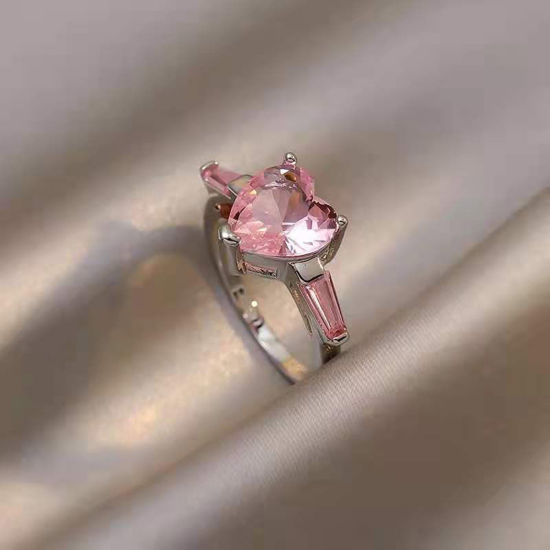 Picture of Brass Wedding Unadjustable Rings Heart Platinum Plated Pink Cubic Zirconia 16.5mm(US Size 6), 1 Piece                                                                                                                                                         