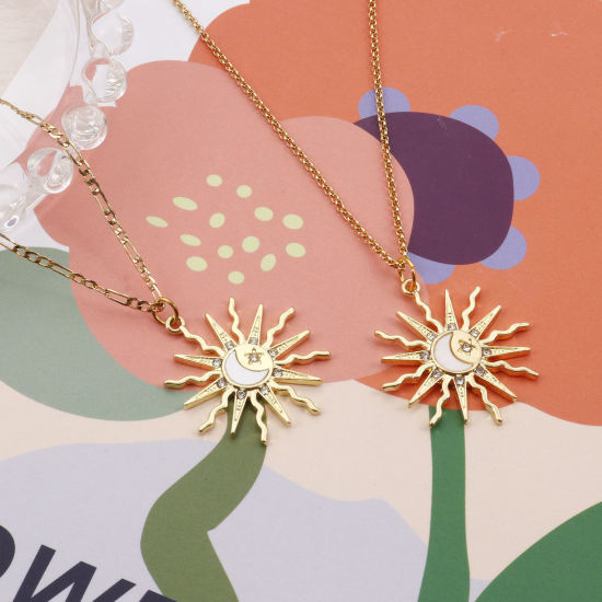 Imagen de Aleación de metal de Zinc + Acrílico Galaxia Colgantes Sol Chapado en Oro Luna Transparente Rhinestone 3cm x 2.6cm, 10 Unidades