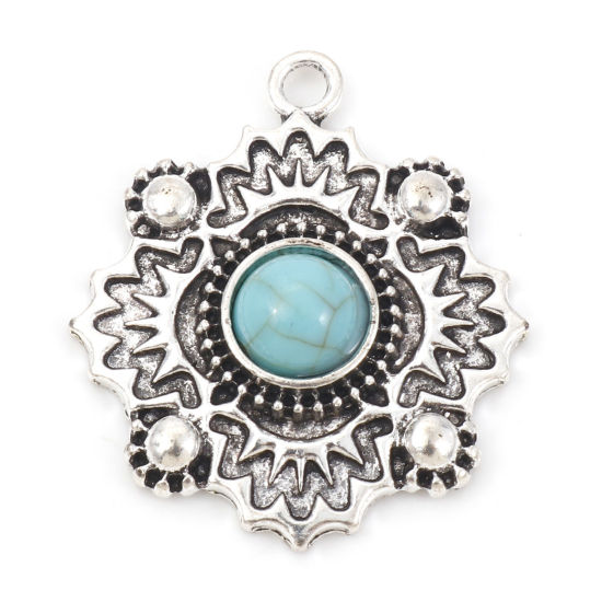 Imagen de Zamak Bohemia Colgantes Plata Antigua Verde Azul Tallado Con Resina Cabochons Imitación Turquesa 3.3cm x 2.8cm, 5 Unidades