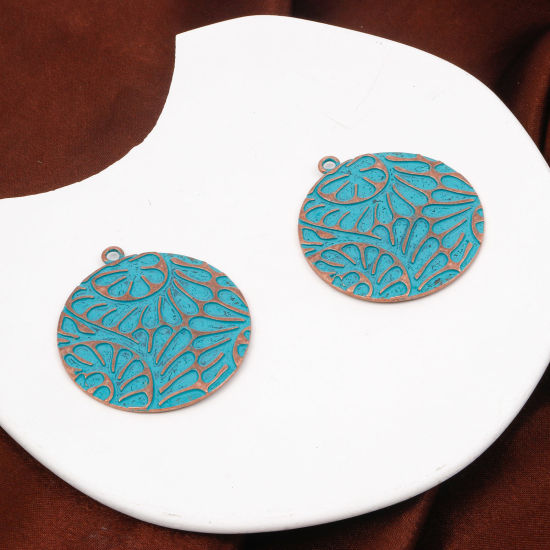 Imagen de Zamak Patina Colgantes Ronda Tono Bronce Azul Flor 5.4cm x 4.9cm, 2 Unidades