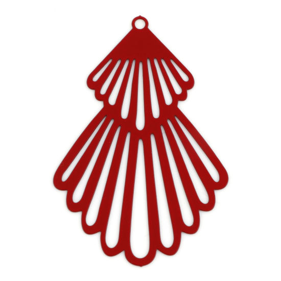Bild von Eisenlegierung Filigran Stempel Verzierung Anhänger Fächer-Form Rot Spritzlackierung 4.5cm x 3cm, 10 Stück