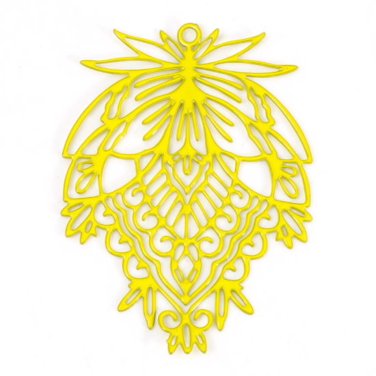 Immagine di Lega di Ferro Filigree Stamping Ciondoli Foglia Giallo Pittura 3.8cm x 2.8cm , 10 Pz