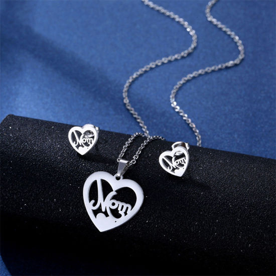 Picture of 201 Stainless Steel Mother's Day Jewelry Necklace Stud Earring Set Silver Tone Heart Message " Mom " 45cm(17 6/8") long, 1 Set
