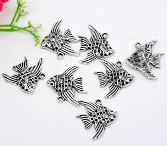 Picture of Antique Silver Color Fish Charm Pendants 21x19mm, sold per packet of 30