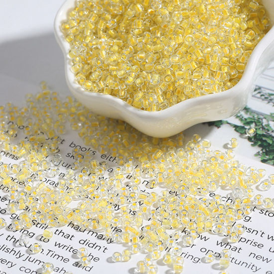 Picture of Glass Seed Beads Round Rocailles Yellow Color-centered Transparent About 3mm Dia., 30 Grams ( 1000 PCs/Packet)