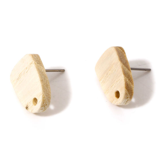 Imagen de Madera de Fresno Serie de Geometría Pendientes Escudo Blanco Crema Con Lazo 15.5mm x 11mm, Post/ Wire: (21 gauge), 10 Unidades