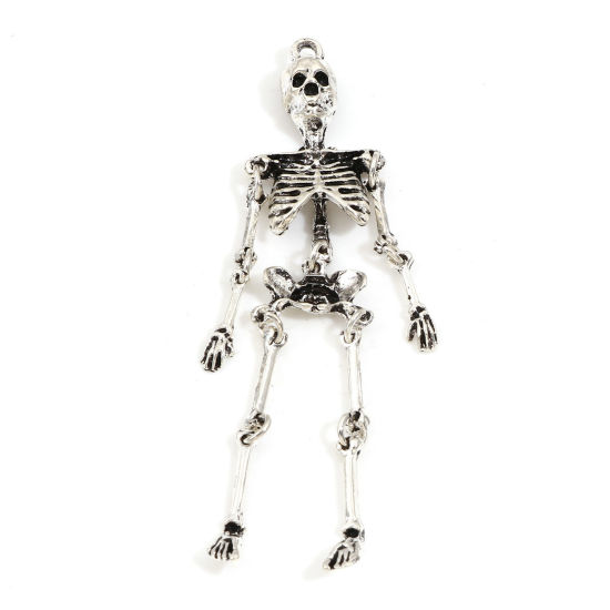 Bild von Zinklegierung Halloween Anhänger Antiksilber Skelett Schädel 7.2cm x 1.6cm, 2 Stück