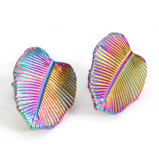 Image de 4 Pcs Boucles d'Oreilles Puces en 304 Acier Inoxydable Placage sous Vide PVD Respectueux de l'Environnement Collection Végétale Plaqué de Couleur Arc-en-ciel Feuille avec Embouts 16mm x 14mm , Epaisseur de Fil: (21 gauge)