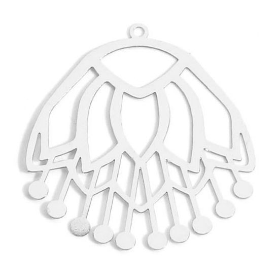 Bild von Eisenlegierung Filigran Stempel Verzierung Anhänger Silberfarbe Blumen Hohl 4cm x 3.6cm, 10 Stück