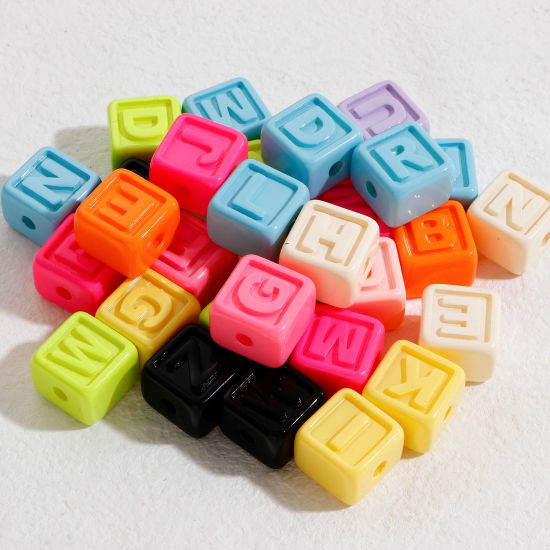 Image de Perles pour DIY Fabrication de Bijoux en Acrylique Couleur Mélangée Au Hasard Lettre Message " A-Z " 18mm x 18mm, Trou: env. 3.8mm, 10 Pcs