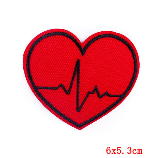 Immagine di Poliestere San Valentino Rattoppo (Con la colla posteriore) DIY Scrapbooking Craft Rosso Cuore IL Battito Cardiaco /Dell 'elettrocardiogramma 6cm x 5.3cm, 2 Pz