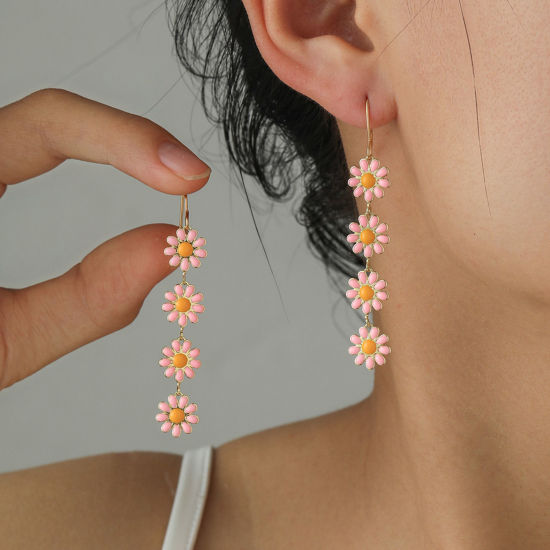 Bild von Messing Pastoraler Stil Quaste Ohrringe Vergoldet Rosa Gänseblümchen Emaille 6cm x 1cm, 1 Paar                                                                                                                                                                