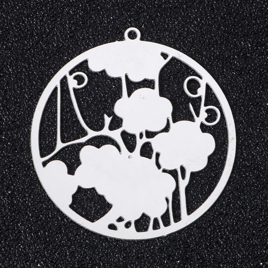 Picture of 5 PCs 304 Stainless Steel Filigree Stamping Pendants Silver Tone Round Flower Hollow 37mm x 35mm
