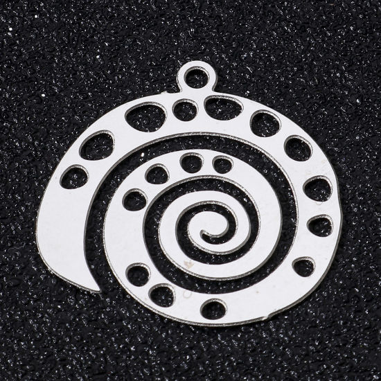 Picture of 5 PCs 304 Stainless Steel Filigree Stamping Pendants Silver Tone Spiral Hollow 21mm x 22mm