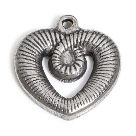 Image de 1 Pièce Breloques en 304 Acier Inoxydable La Saint Valentin Cœur Argent Mat Rayées 22.5mm x 21mm