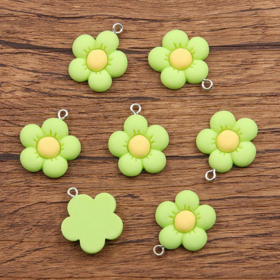 Picture of 10 PCs Resin Charms Flower Green 24mm x 21mm