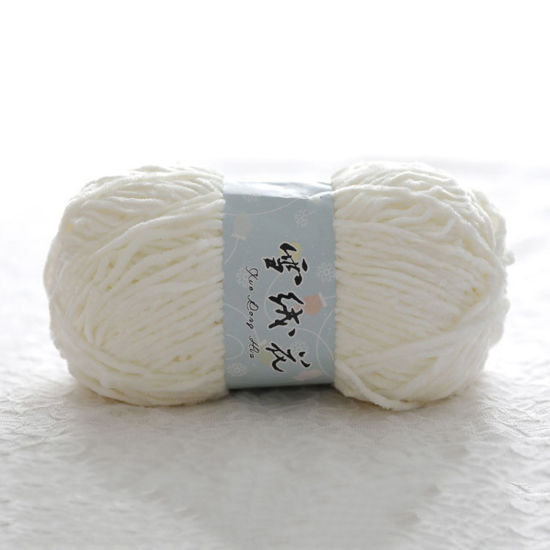 Picture of 1 Roll (Approx 180 M/Roll) Polyester Super Soft Knitting Yarn Velvet Chenille Yarn Medium Coarse For DIY Crochet Sweater Scarf Doll Milk White