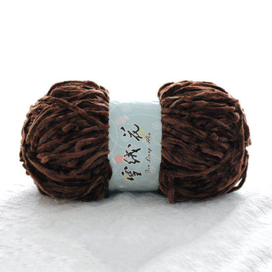 Picture of 1 Roll (Approx 180 M/Roll) Polyester Super Soft Knitting Yarn Velvet Chenille Yarn Medium Coarse For DIY Crochet Sweater Scarf Doll Coffee
