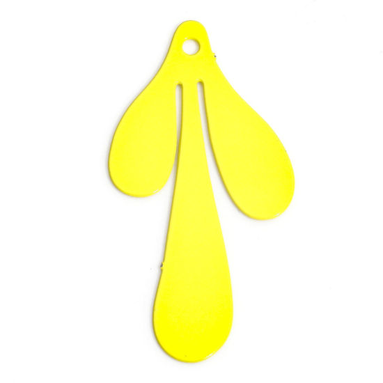 Imagen de 20 Unidades Hierro Filigrana Estampación Colgantes Charms Amarillo Gota Hoja 26mm x 13mm