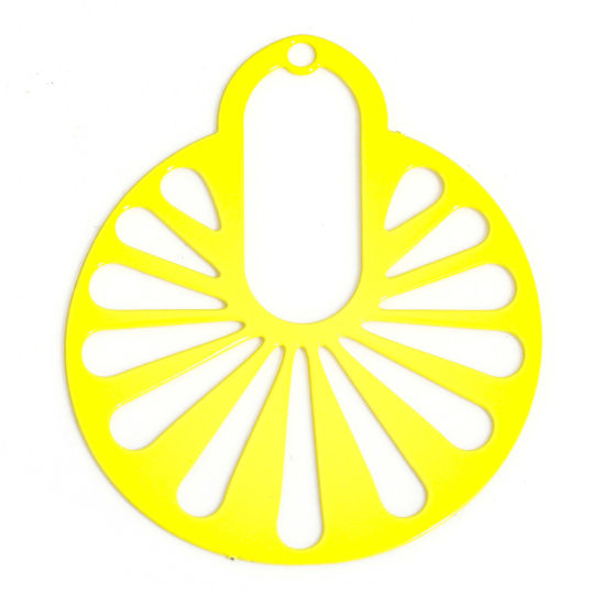 Immagine di 10 Pz Lega di Ferro Filigree Stamping Ciondoli Giallo Ruota Filigrana 3.5cm x 2.9cm