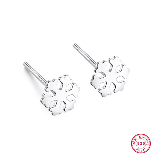 Picture of 1 Pair Sterling Silver Ear Post Stud Earrings Silver Color Christmas Snowflake 5mm x 11mm, Post/ Wire Size: (21 gauge)
