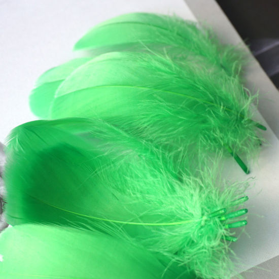 Picture of 100 PCs Natural Dyed Goose Feather DIY Handmade Craft Materials Accessories Grass Green 12cm - 6cm