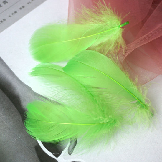 Picture of 100 PCs Natural Dyed Goose Feather DIY Handmade Craft Materials Accessories Fruit Green 12cm - 6cm