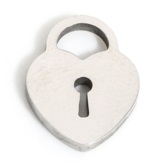 Image de 1 Pièce Breloques en 304 Acier Inoxydable Respectueux de la Nature Simple Serrure Argent Mat Cœur Creux 12.5mm x 10mm